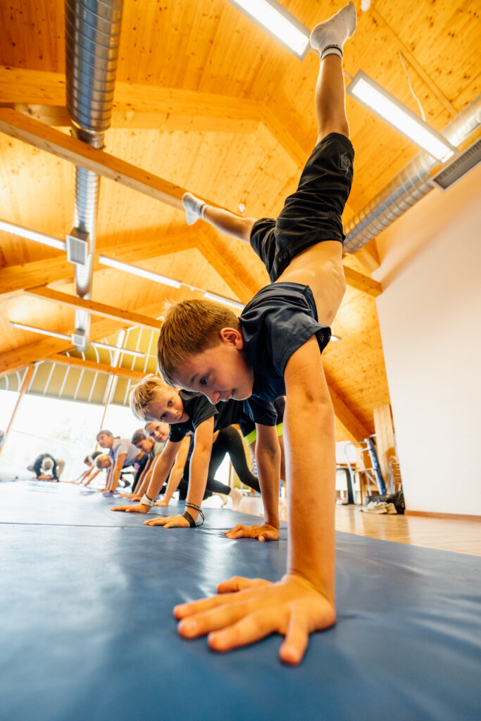 Tina_Maze_Ski_Camp_2025_day_1 (193)